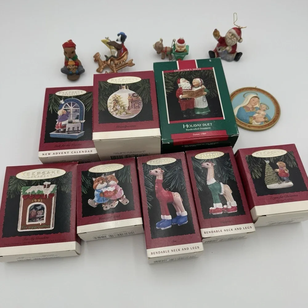Lot Of‎ 13 Vintage Hallmark Keepsake Christmas Theme Santa Giraffe Grandparents